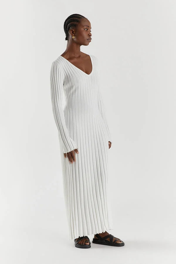 V-Neck Knit Midi Dress V-Neck Knit Midi Dress